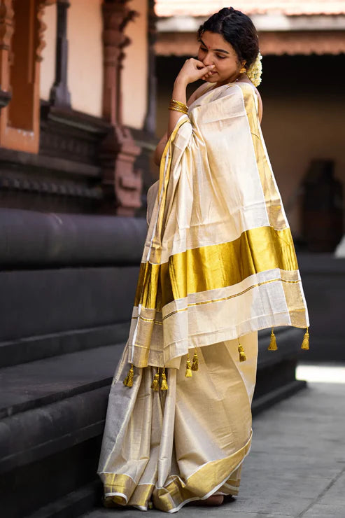 Super Selling Kerala Kasavu Saree For You