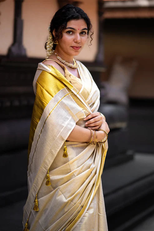 Super Selling Kerala Kasavu Saree For You